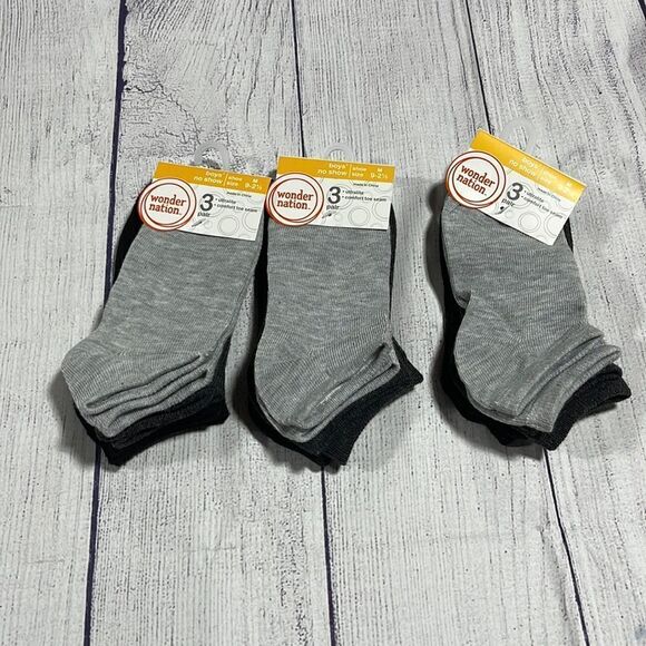Bundle of 3 pack No Show Socks for Boys from Wonder Nation - Picture 1 of 4